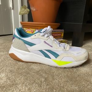 Reebok Tennis Shoes